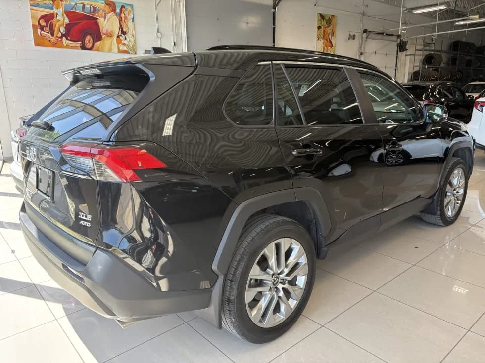 Toyota RAV4 2022 — photo 6