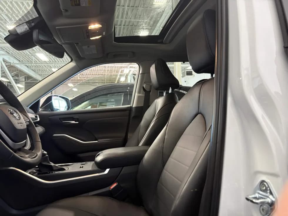 Toyota Highlander Hybrid 2026 — photo 13