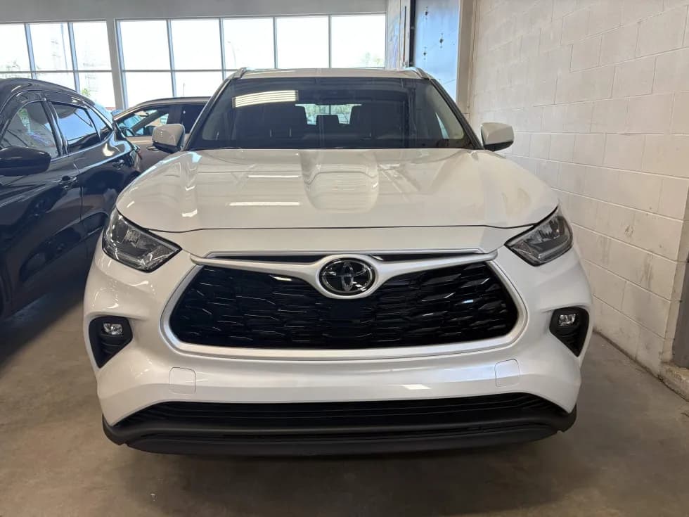 Toyota Highlander Hybrid 2026 — photo 2