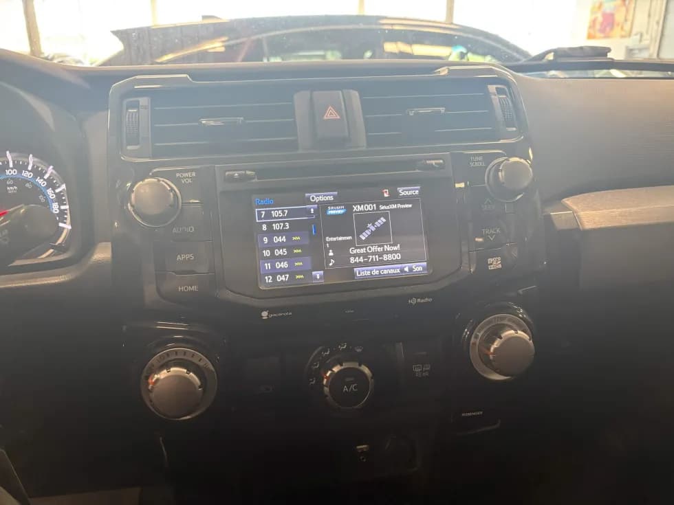 Toyota 4Runner 2016 — photo 10