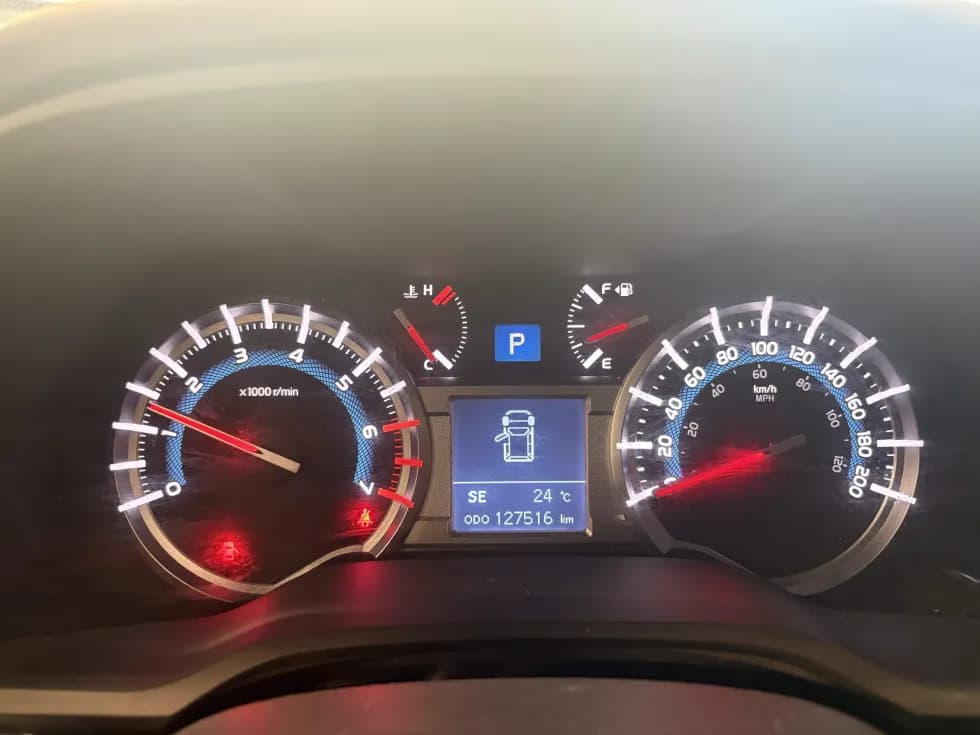 Toyota 4Runner 2016 — photo 8