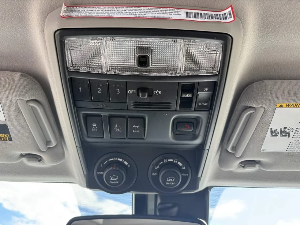 Toyota 4Runner 2023 — photo 11