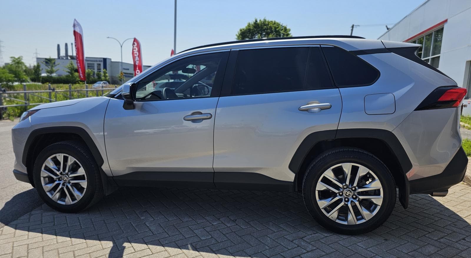 Toyota RAV4 2025 — photo 7