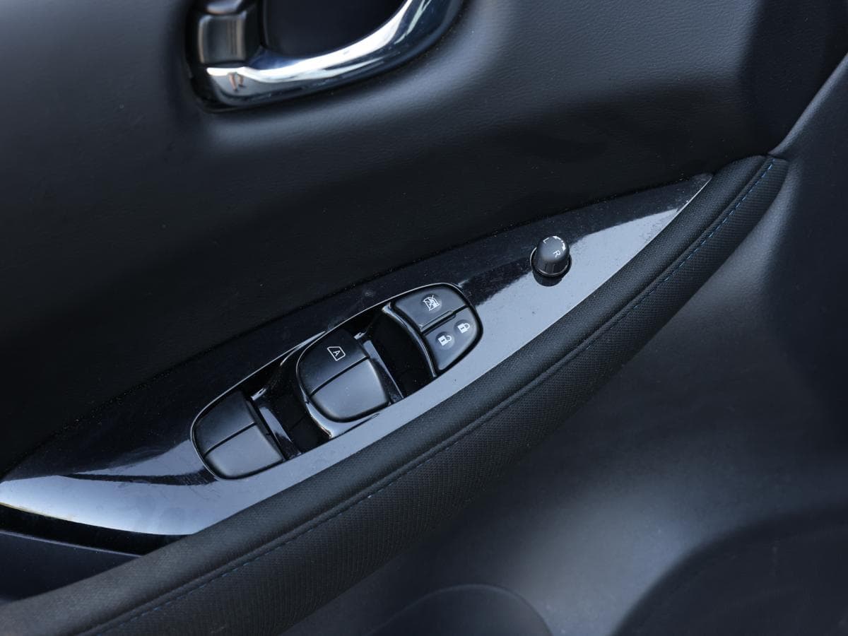 Nissan LEAF 2024 — photo 20