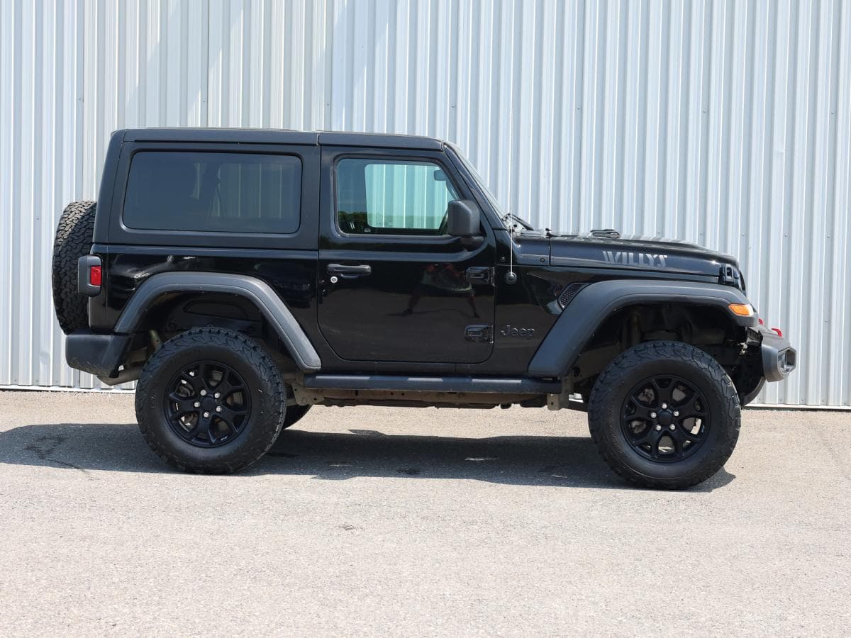 Jeep Wrangler 2023 — photo 3