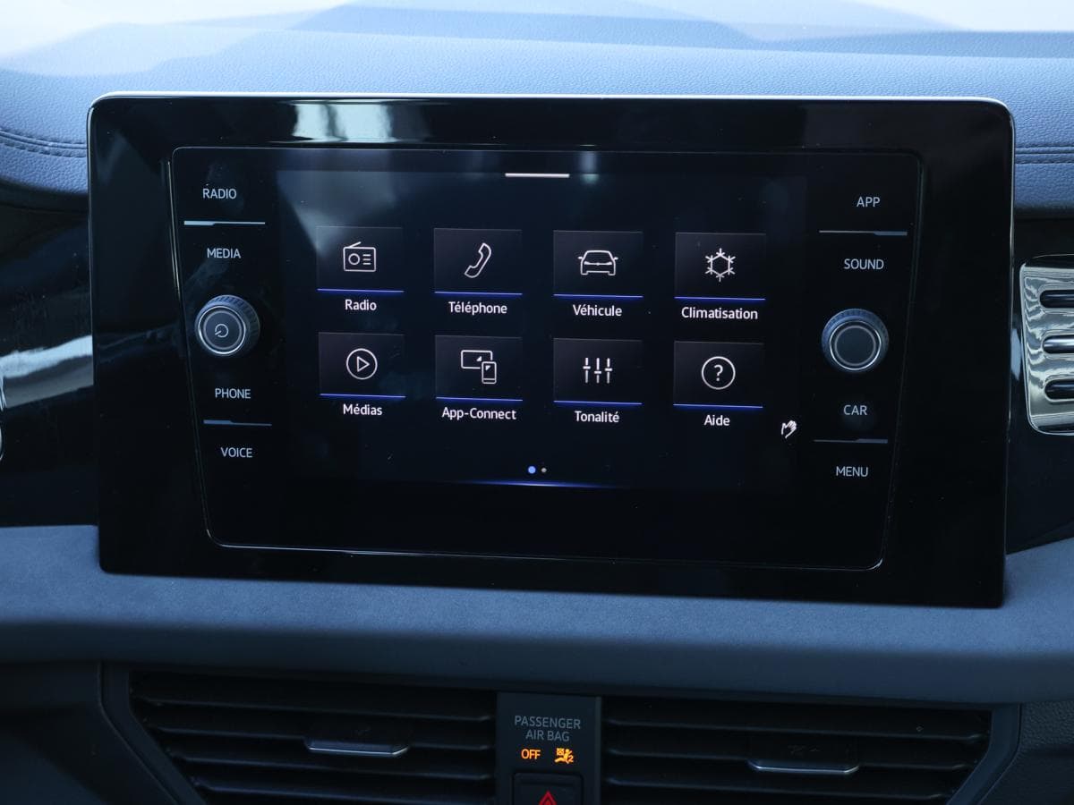 Volkswagen Jetta 2025 — photo 16