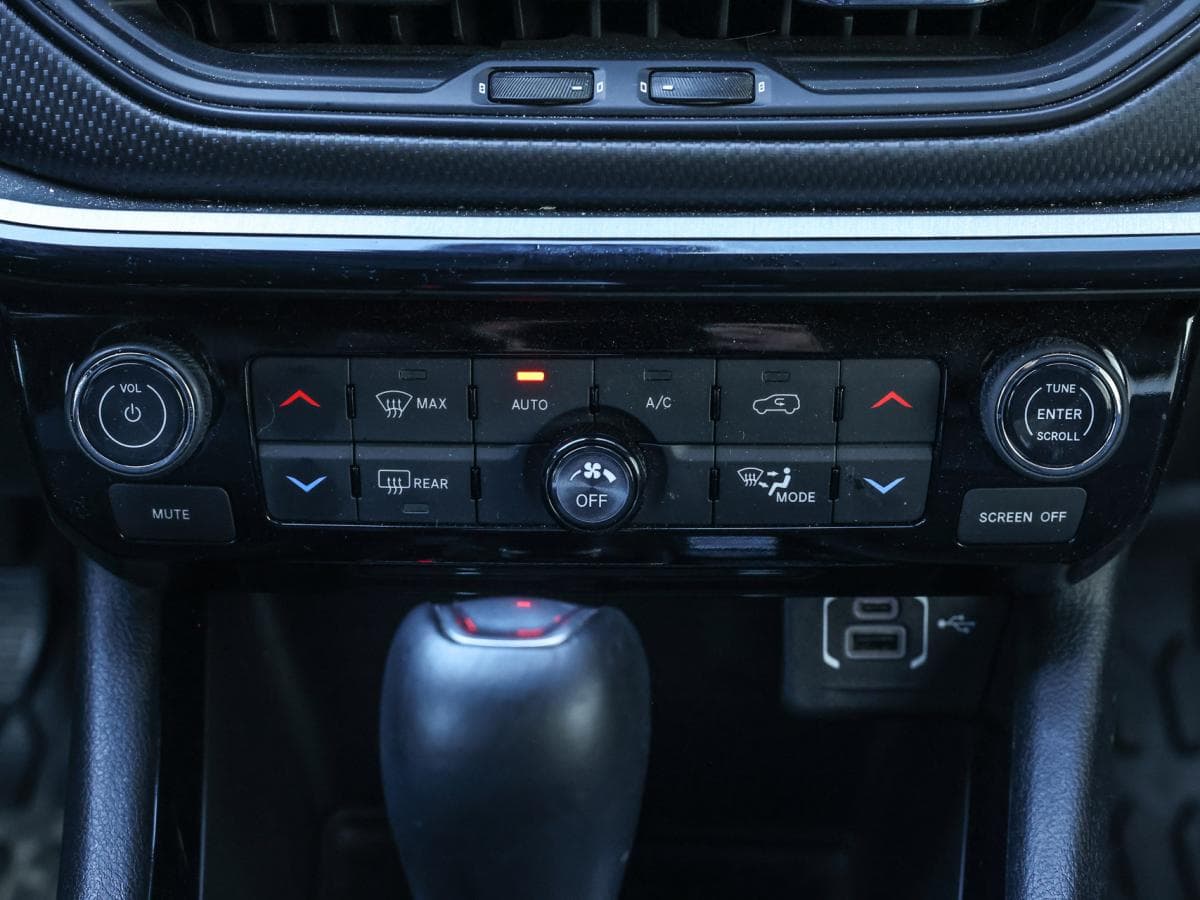 Jeep Compass 2025 — photo 17