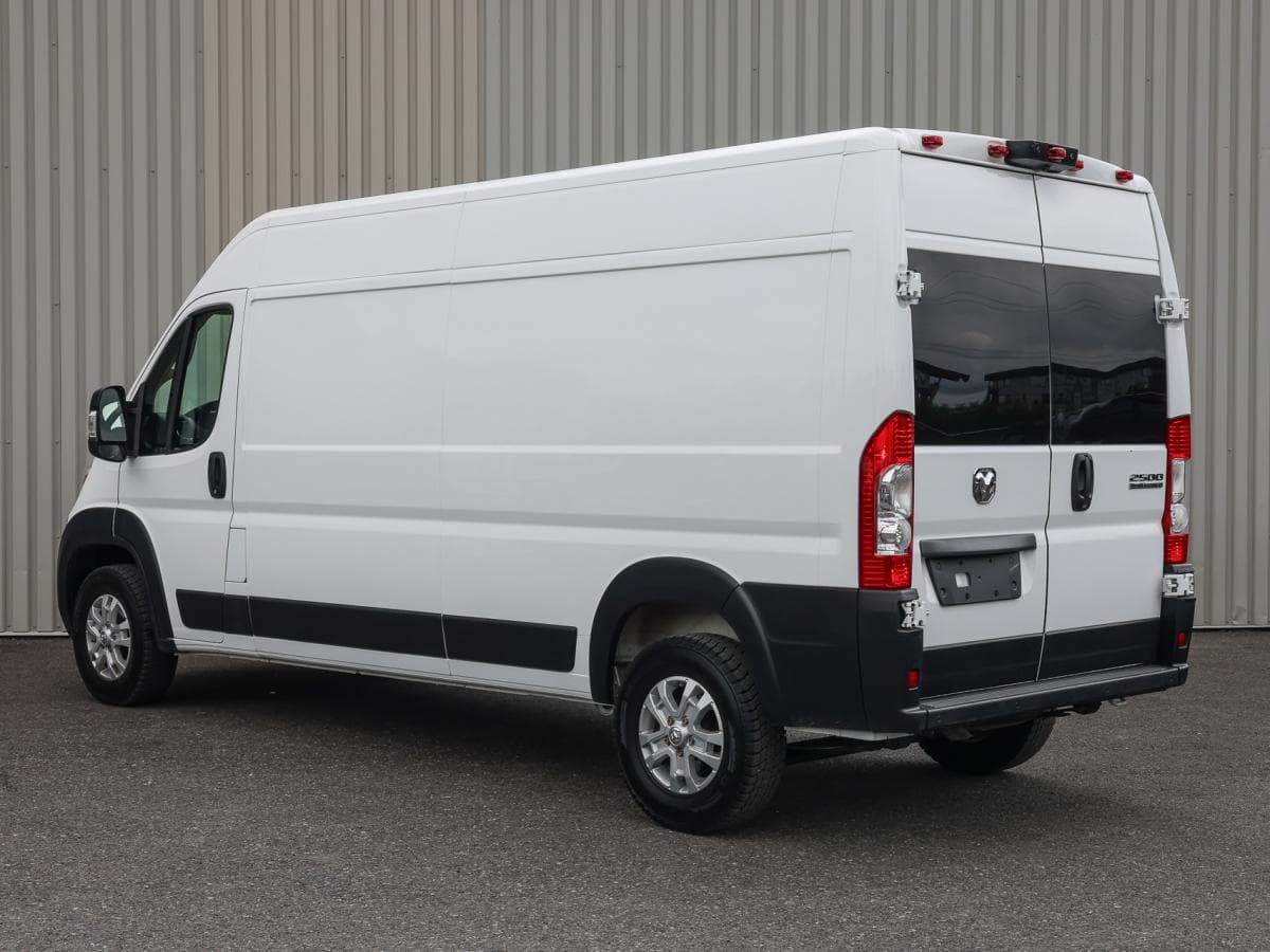 RAM ProMaster Cargo Van 2025 — photo 7