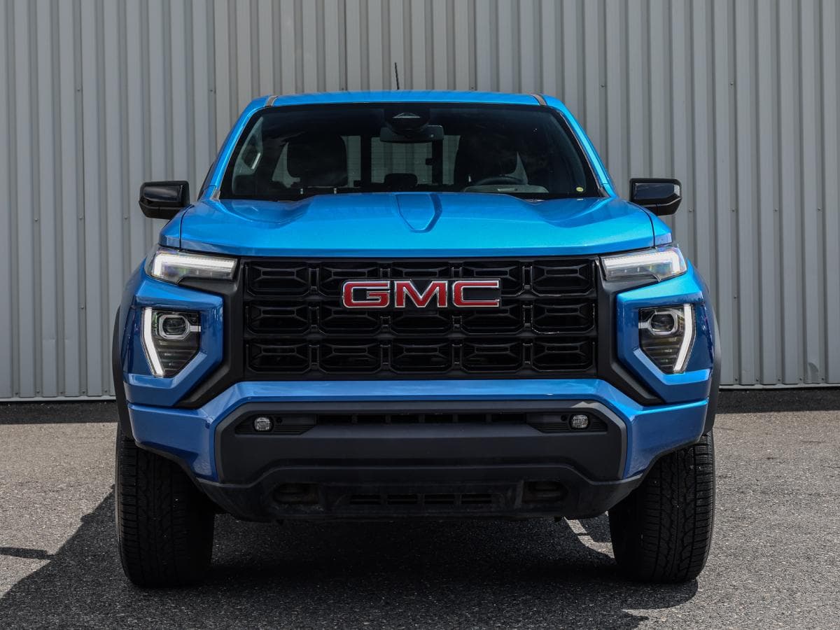 GMC Canyon 2024 — photo 3