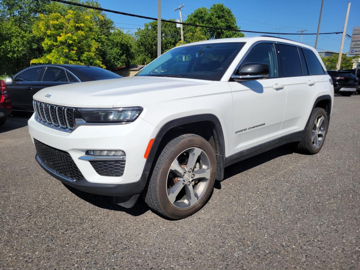 Jeep Grand Cherokee 2023 à vendre à Granby
