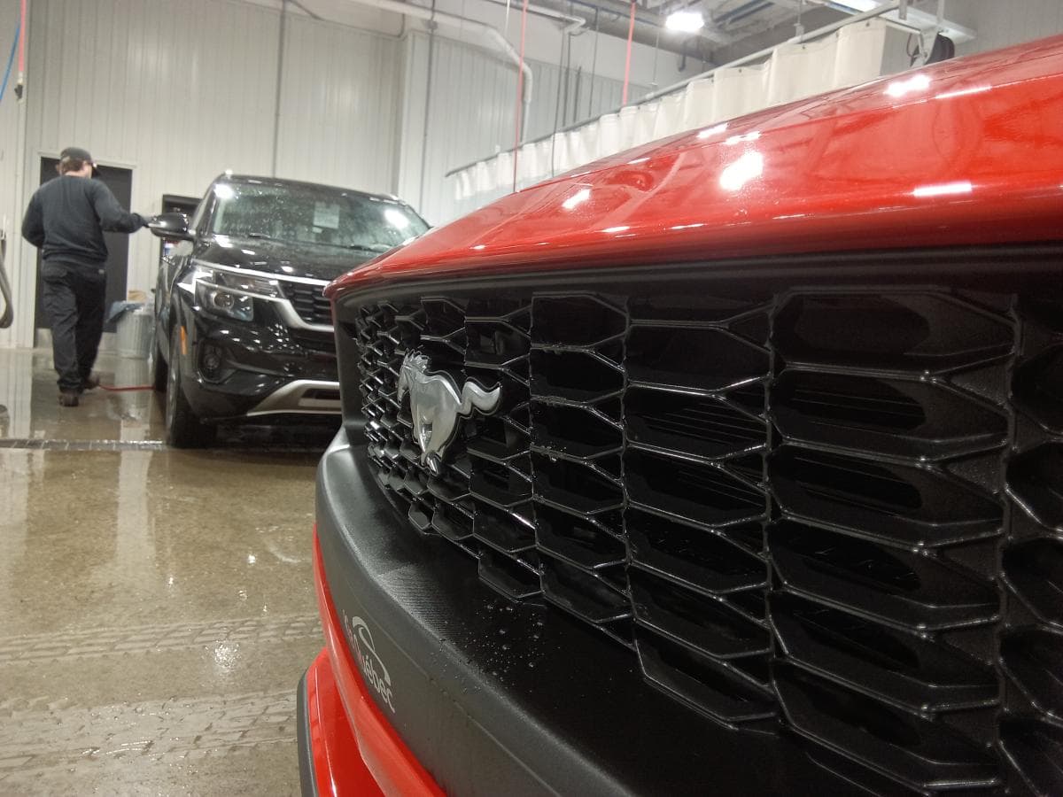Ford Mustang 2025 — photo 12