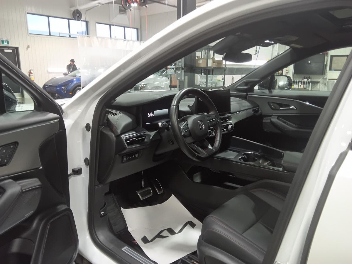 Acura ZDX 2024 — photo 14