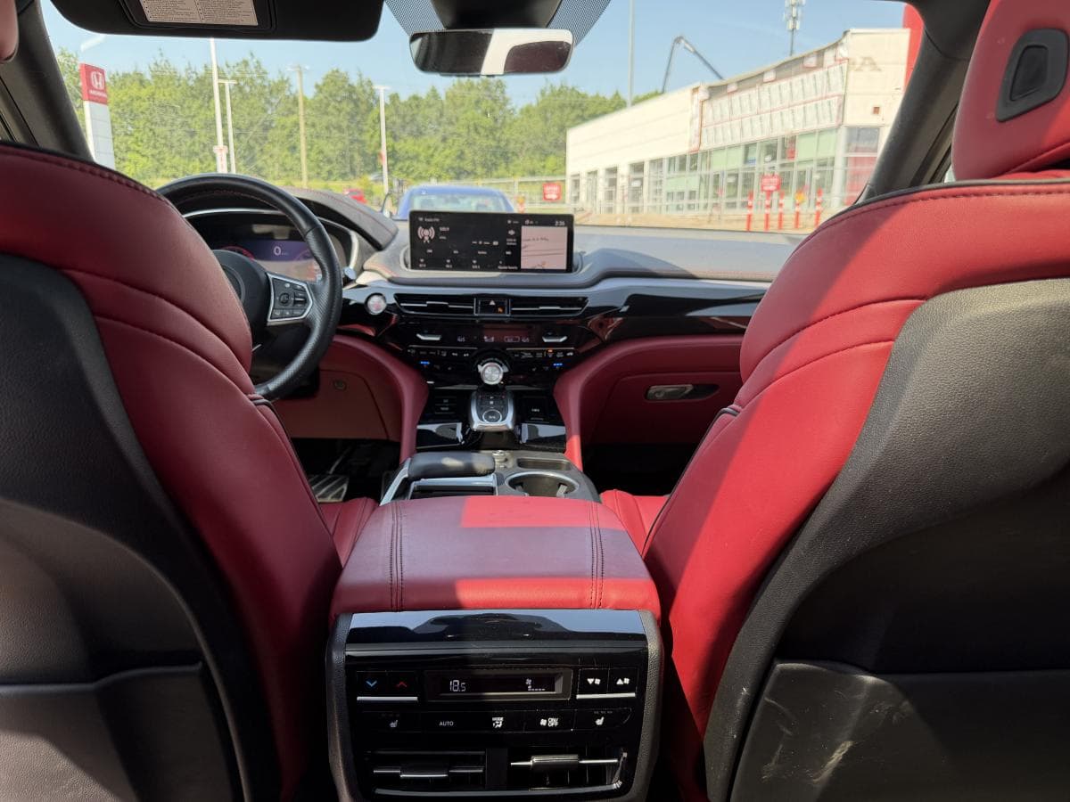 Acura MDX 2024 — photo 18