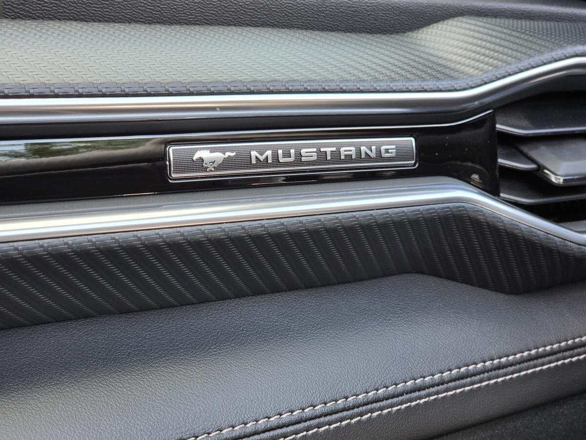 Ford Mustang 2025 — photo 21