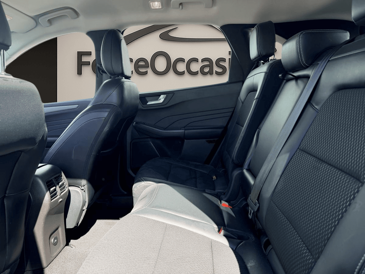 Ford Escape Plug-in Hybrid 2025 — photo 14