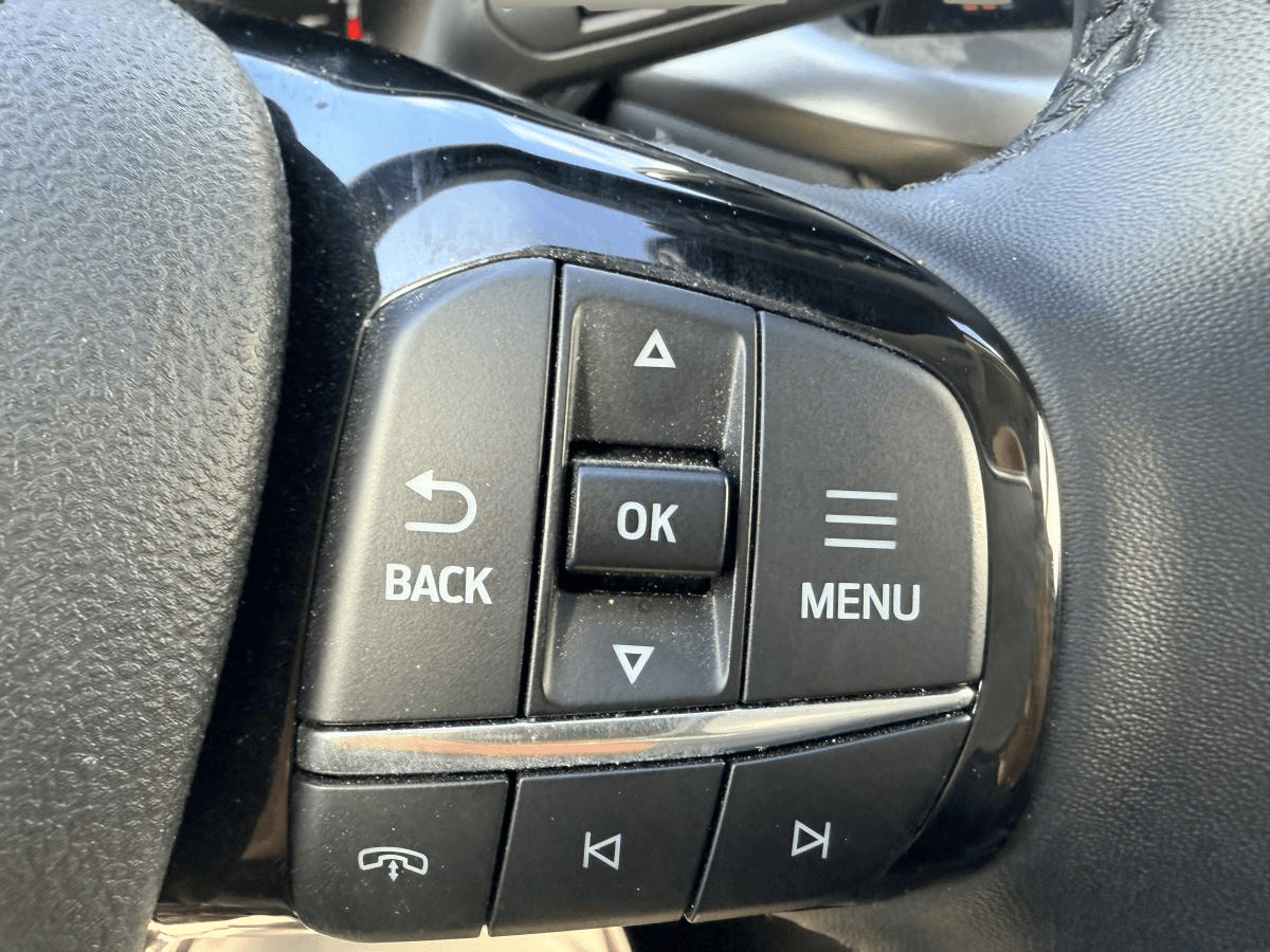 Ford Escape Plug-in Hybrid 2025 — photo 20