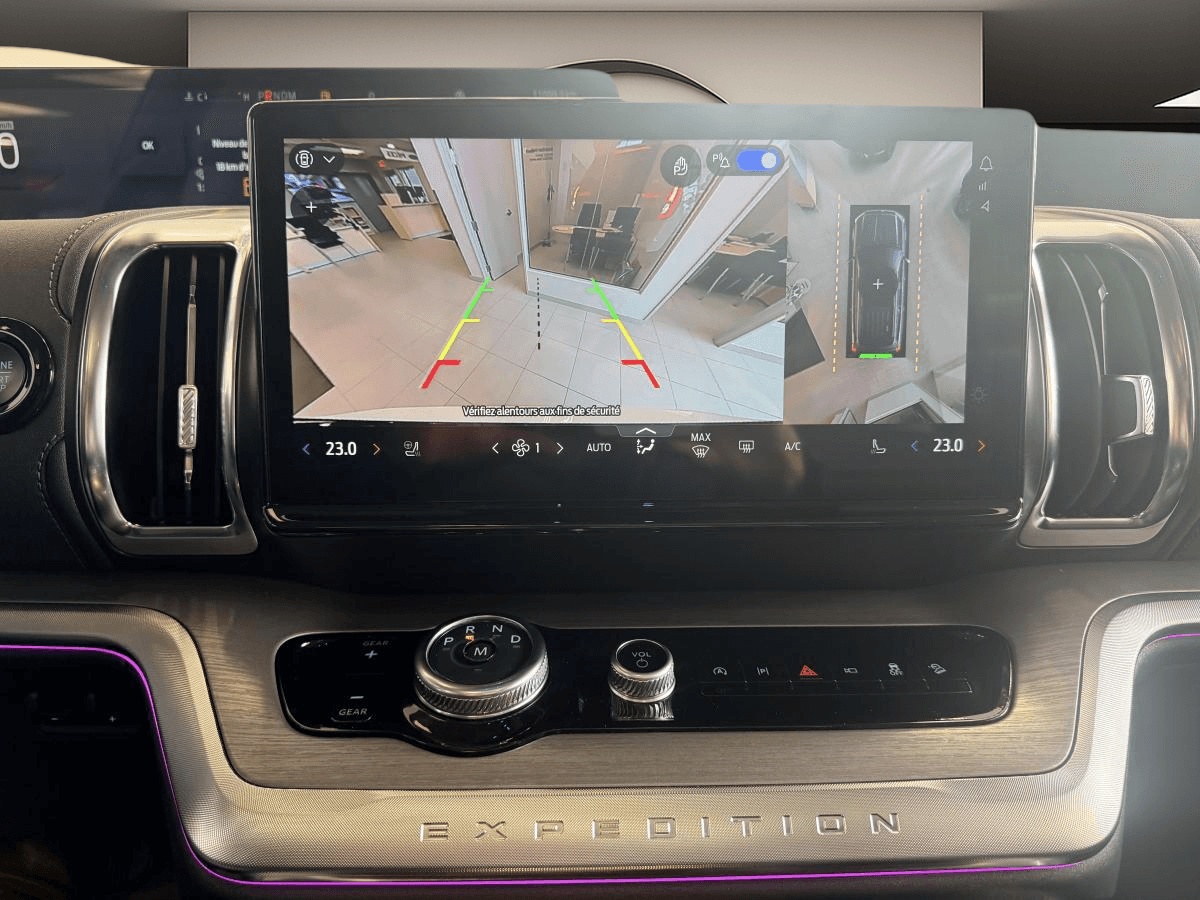 Ford Expedition 2025 — photo 17
