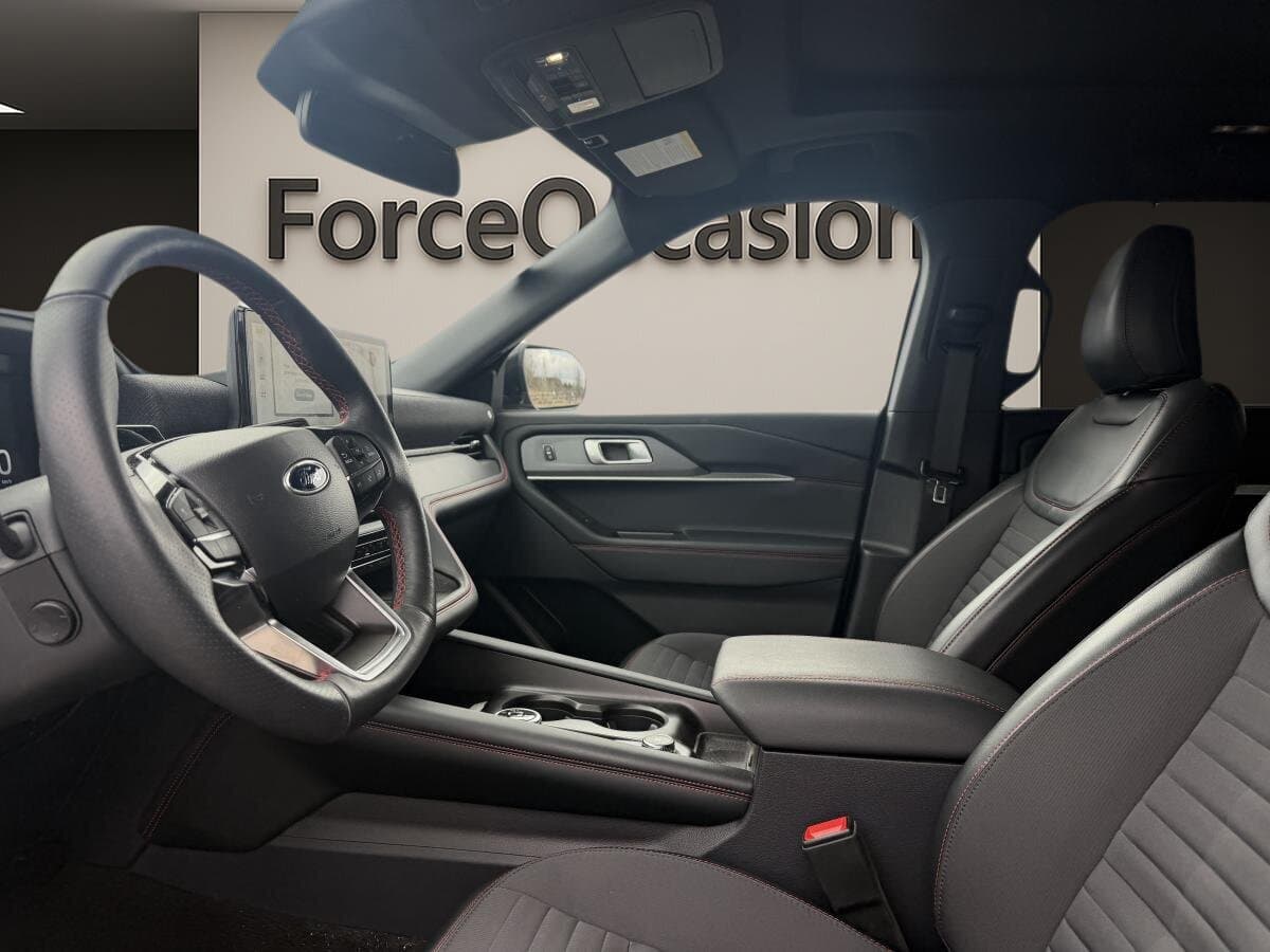 Ford Explorer 2025 — photo 7