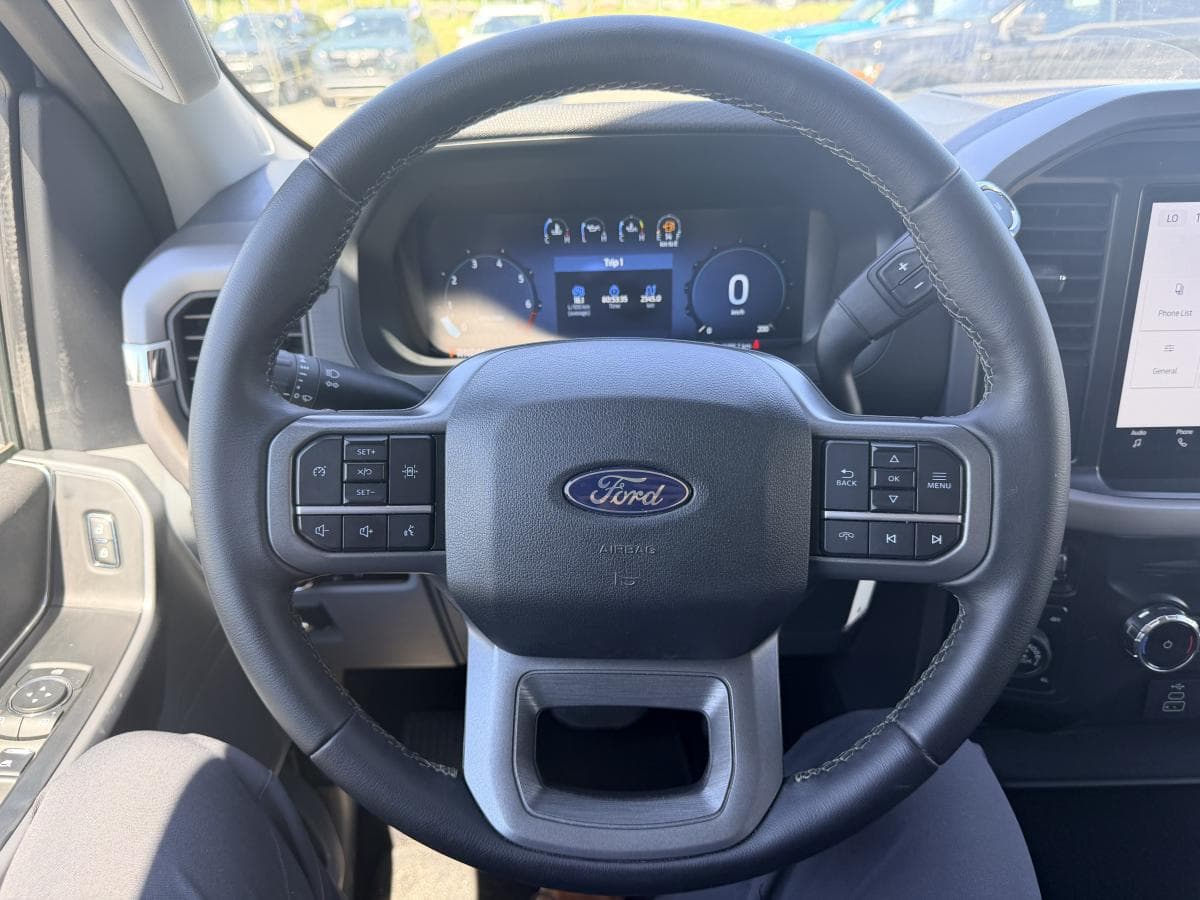 Ford F-150 2025 — photo 17