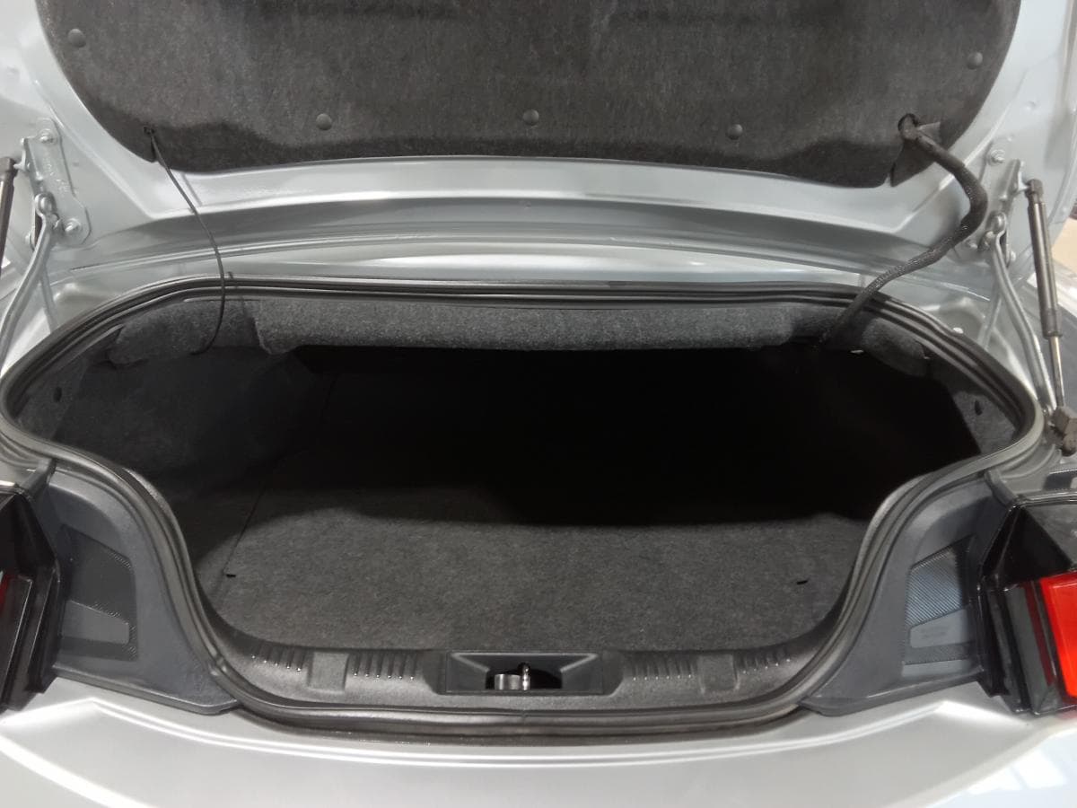 Ford Mustang 2025 — photo 12