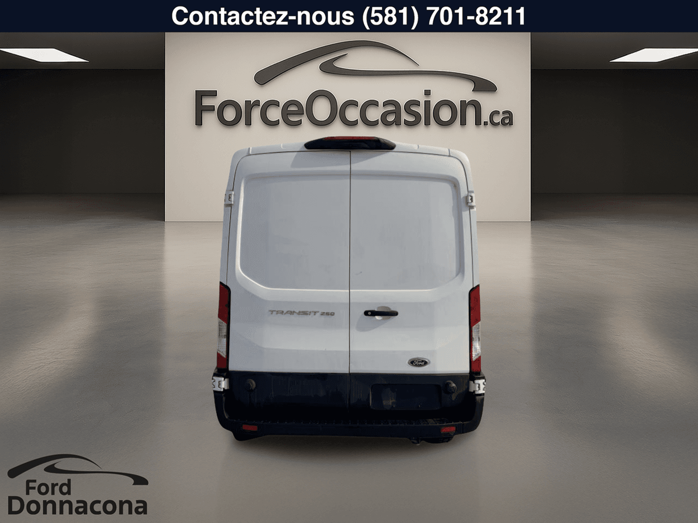 Ford Transit Cargo Van 2024 — photo 12