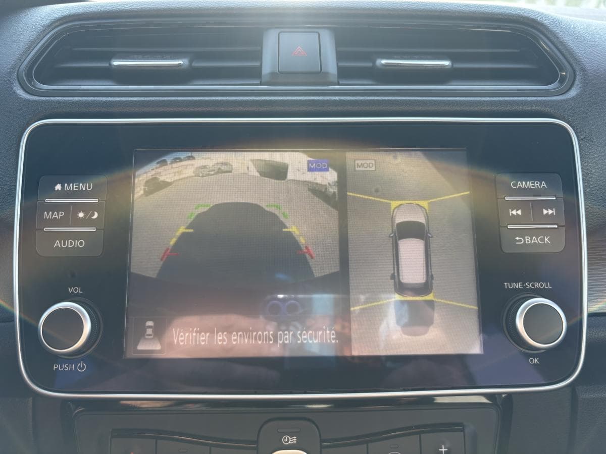 Nissan LEAF 2025 — photo 16