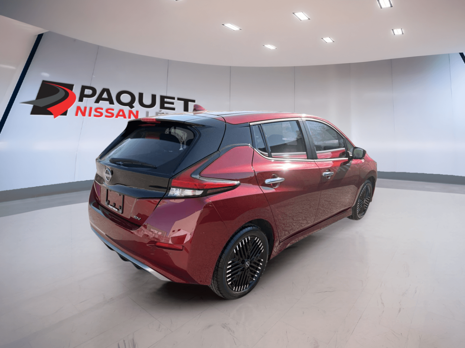 Nissan LEAF 2025 — photo 2