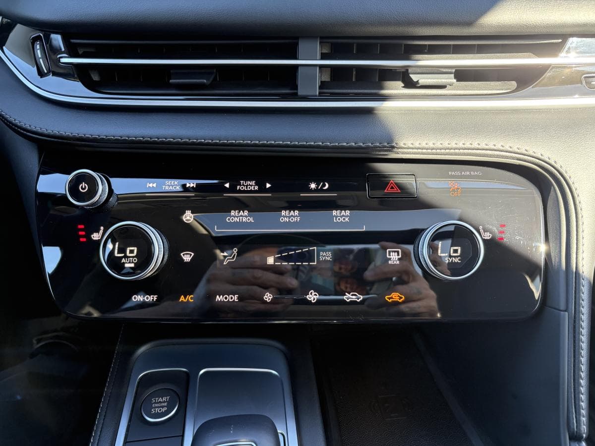 Infiniti QX60 2025 — photo 18
