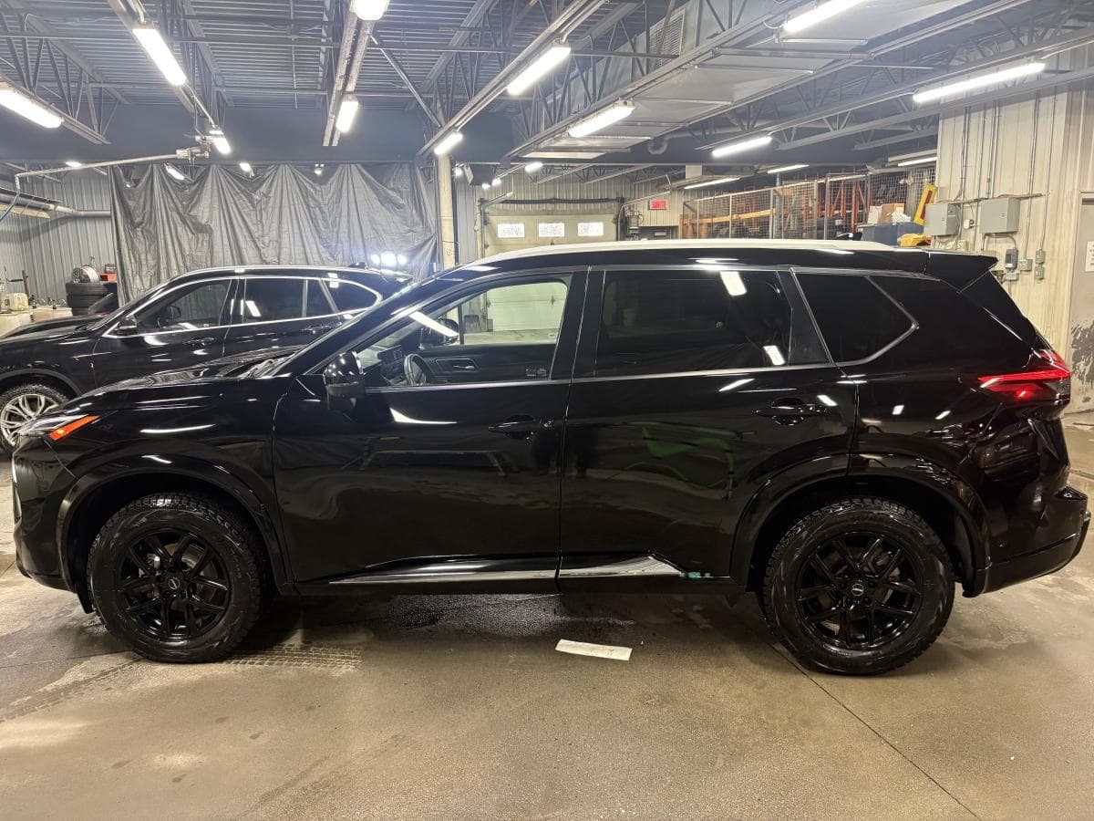 Nissan Rogue 2024 — photo 8
