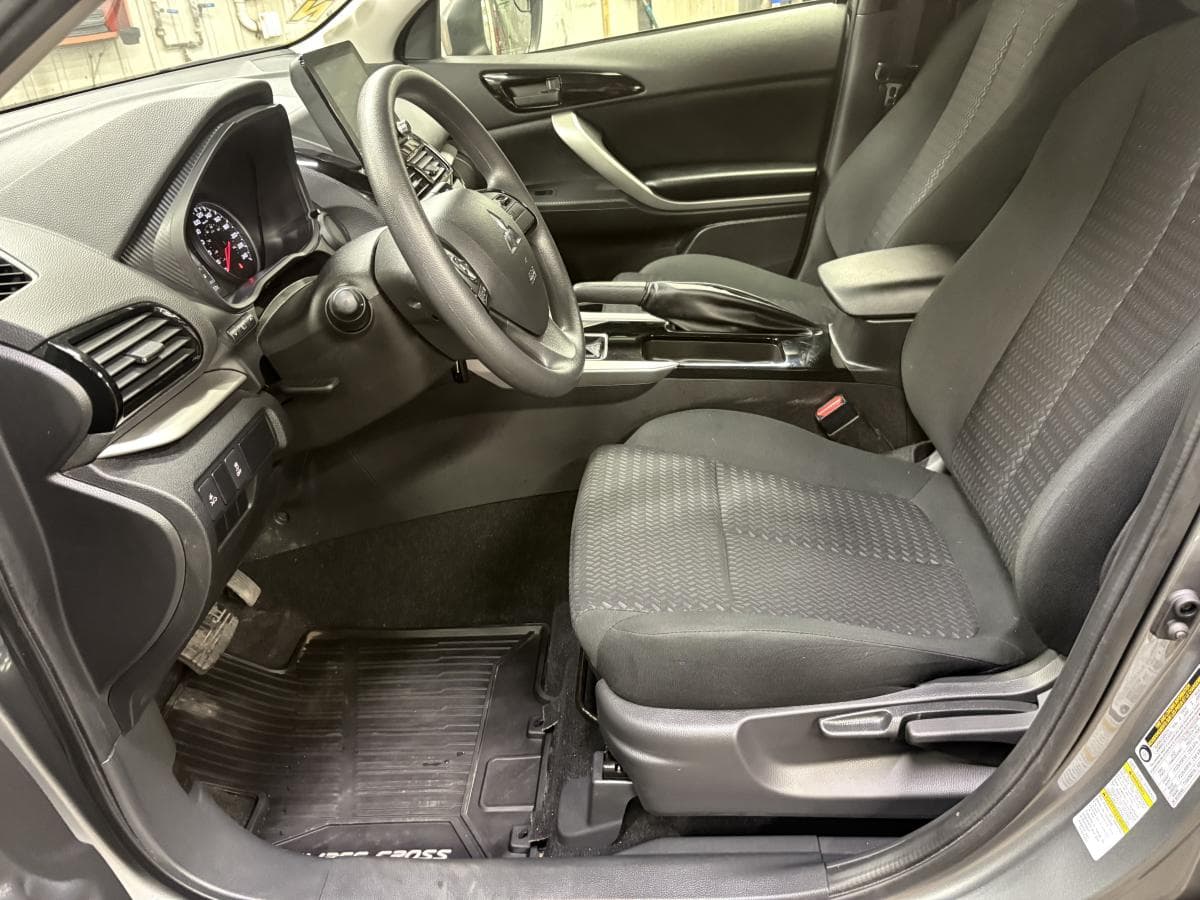Mitsubishi Eclipse Cross 2025 — photo 11