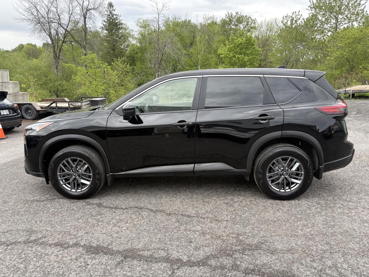 Nissan Rogue 2024 — photo 8