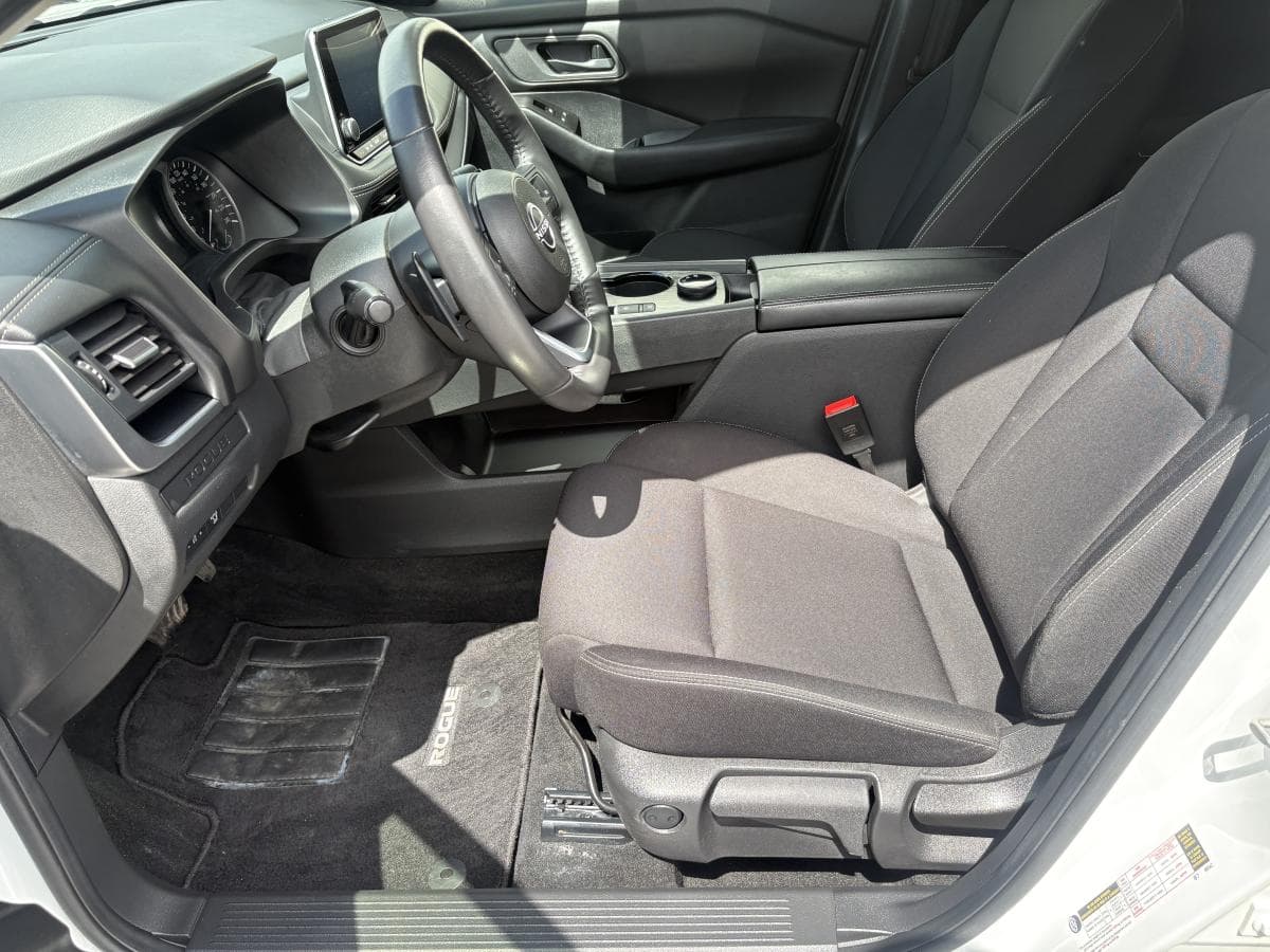Nissan Rogue 2024 — photo 10