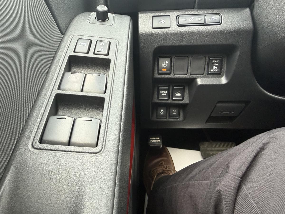 Nissan Frontier 2024 — photo 17