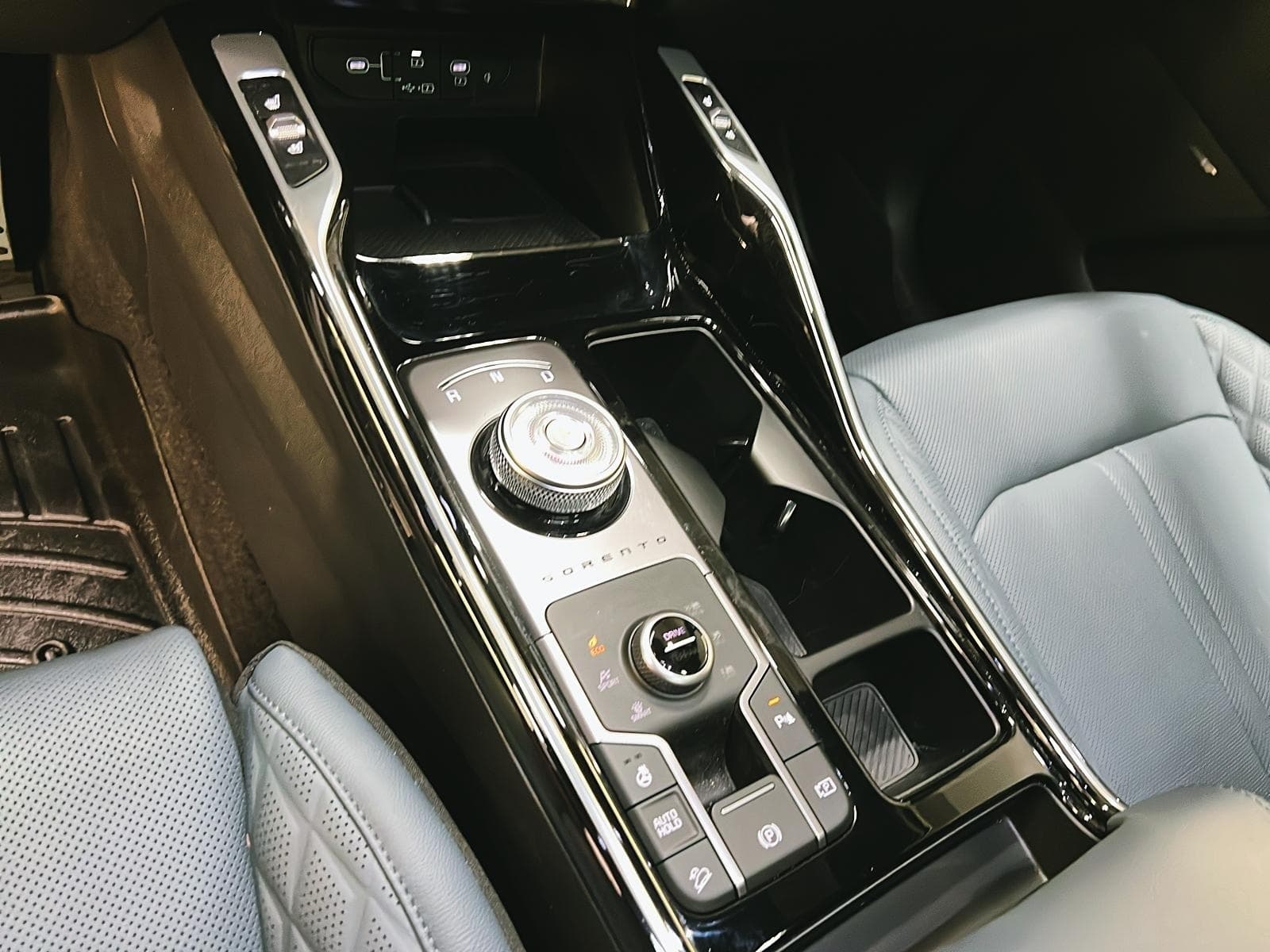 Kia Sorento 2025 — photo 17