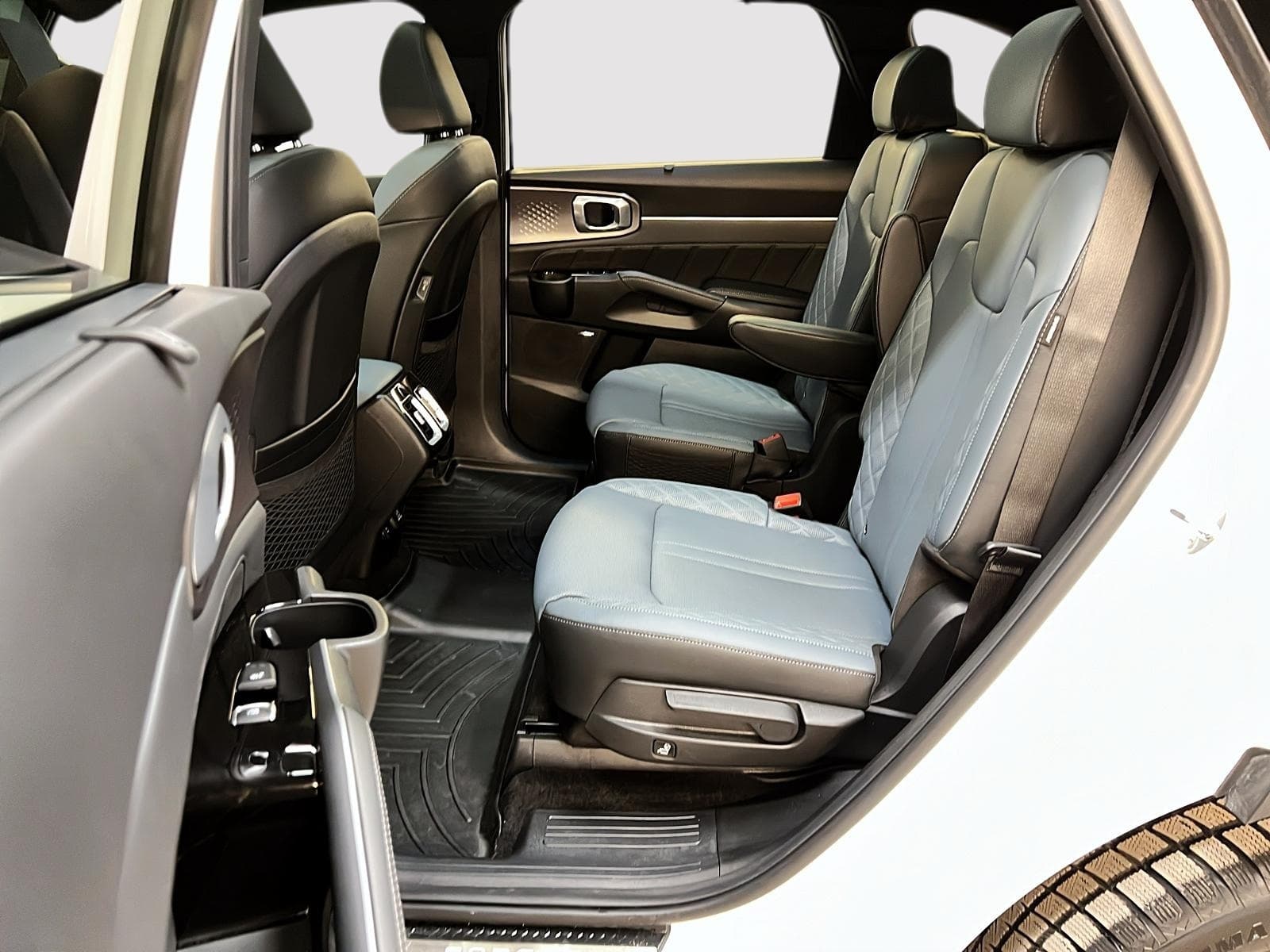 Kia Sorento 2025 — photo 10