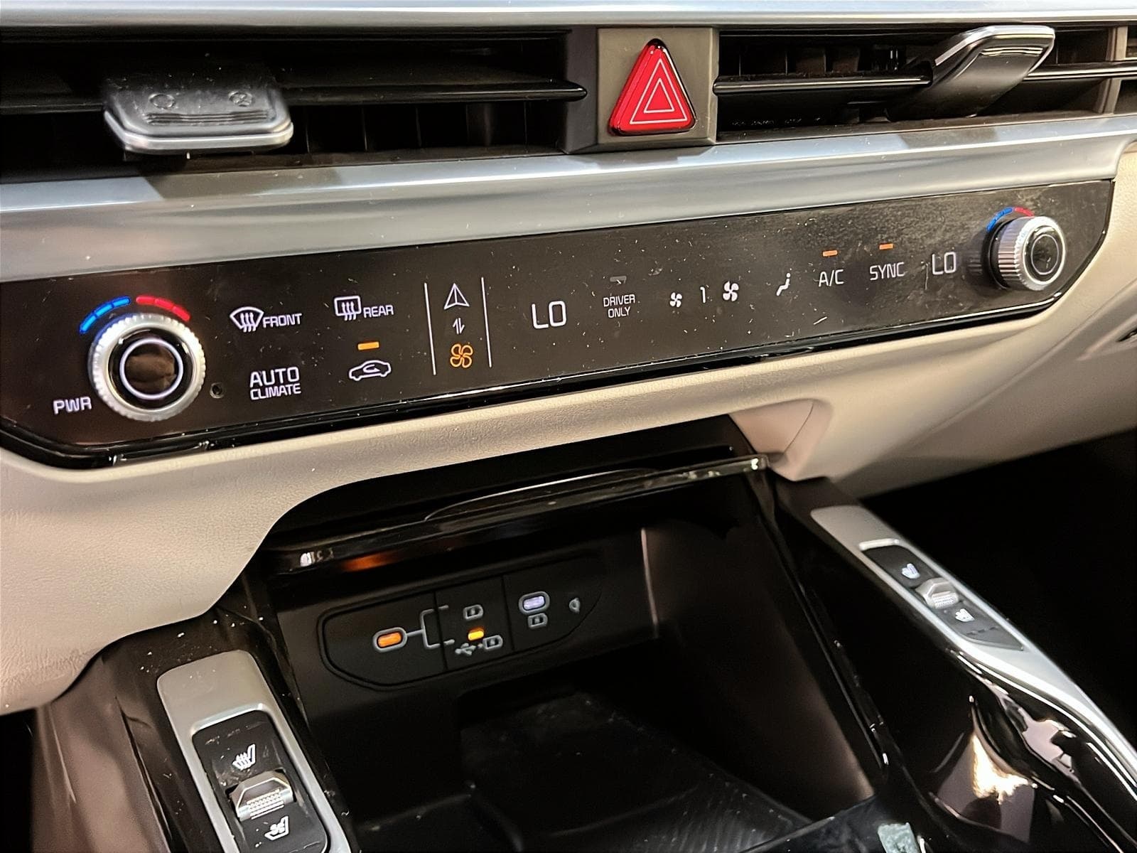 Kia Sorento HEV 2025 — photo 18