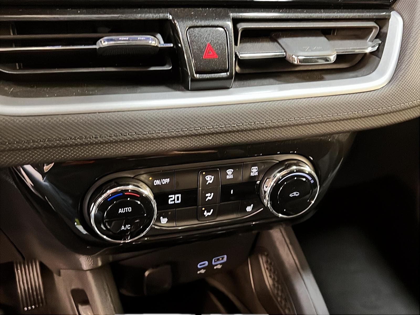 Chevrolet TrailBlazer 2025 — photo 15