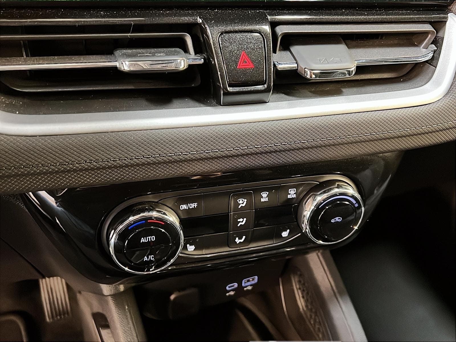 Chevrolet TrailBlazer 2025 — photo 15
