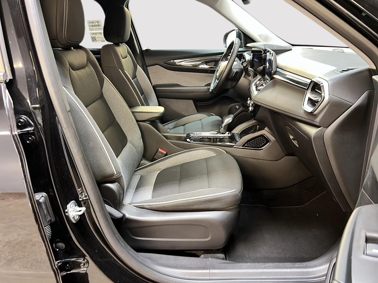 Chevrolet TrailBlazer 2025 — photo 8