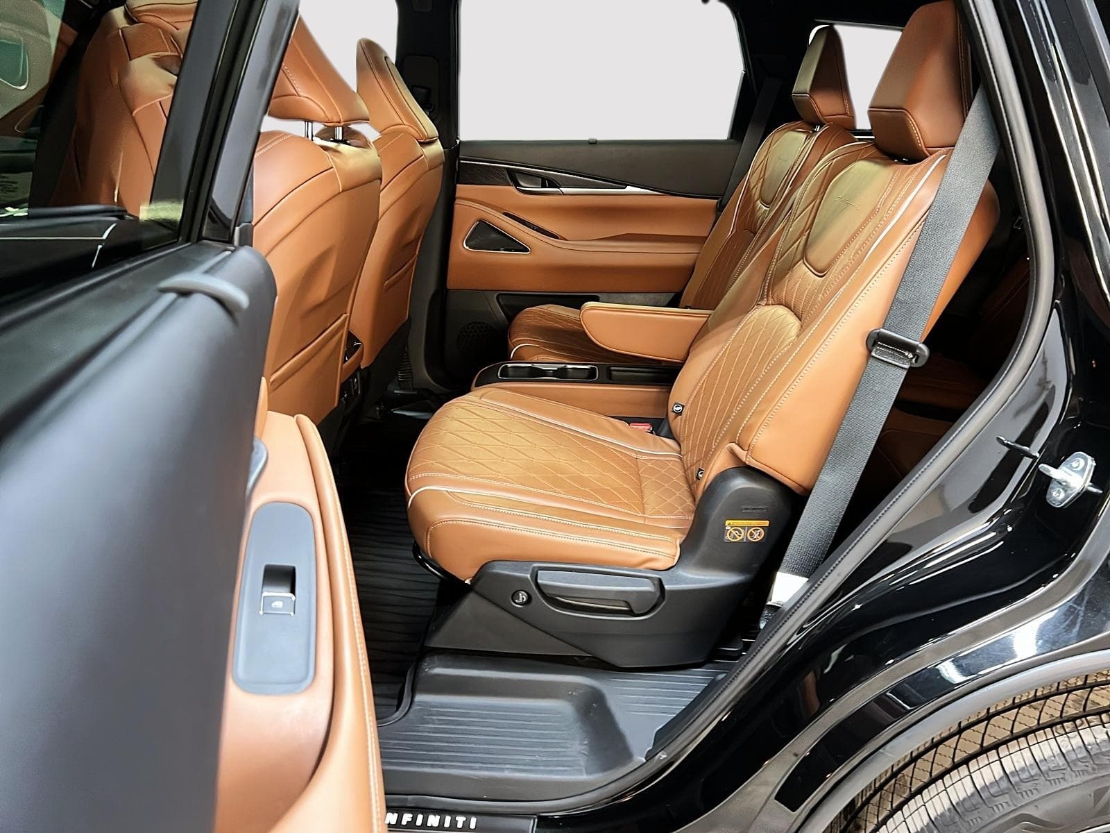 Infiniti QX60 2025 — photo 9