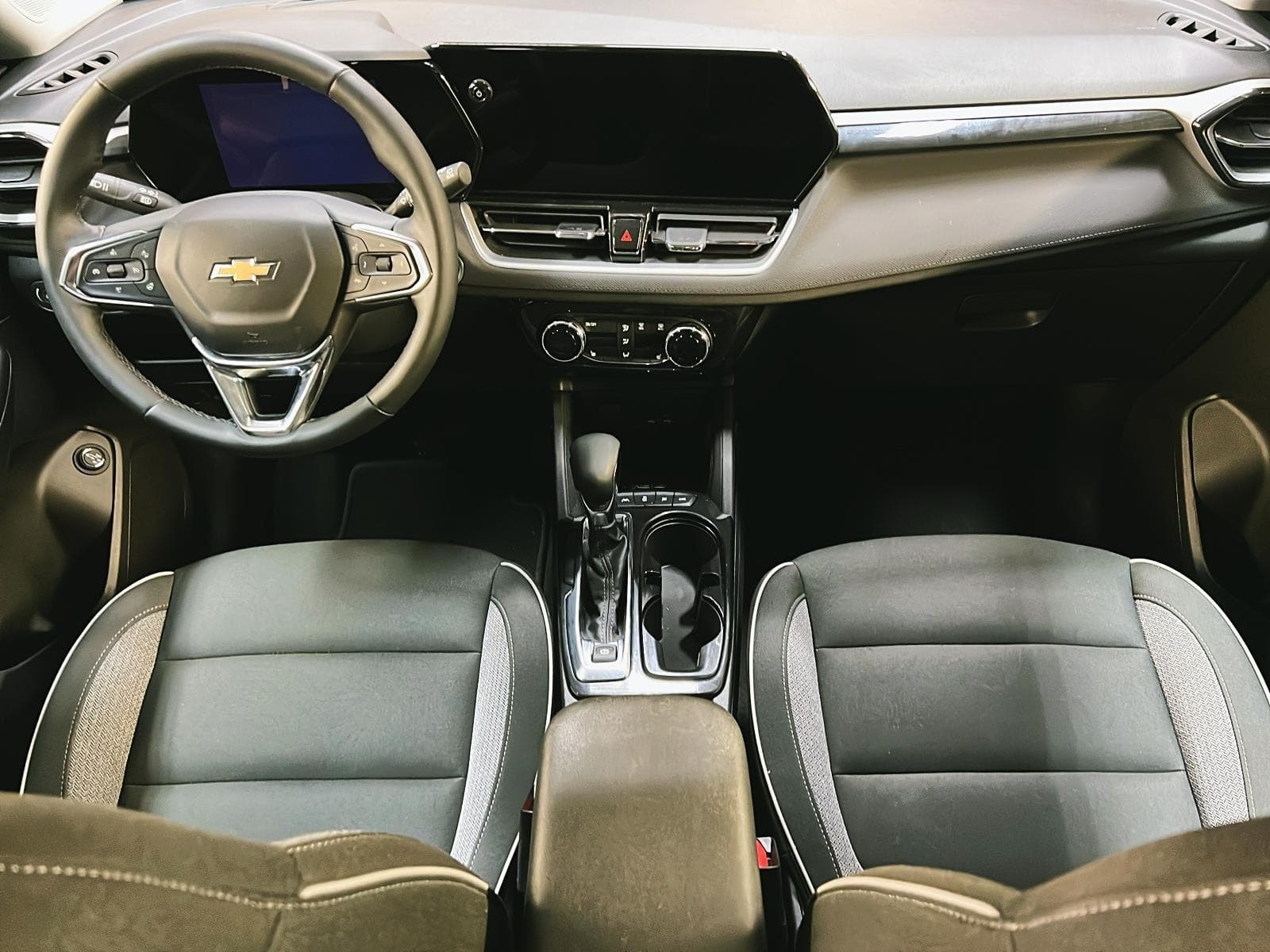 Chevrolet TrailBlazer 2025 — photo 10