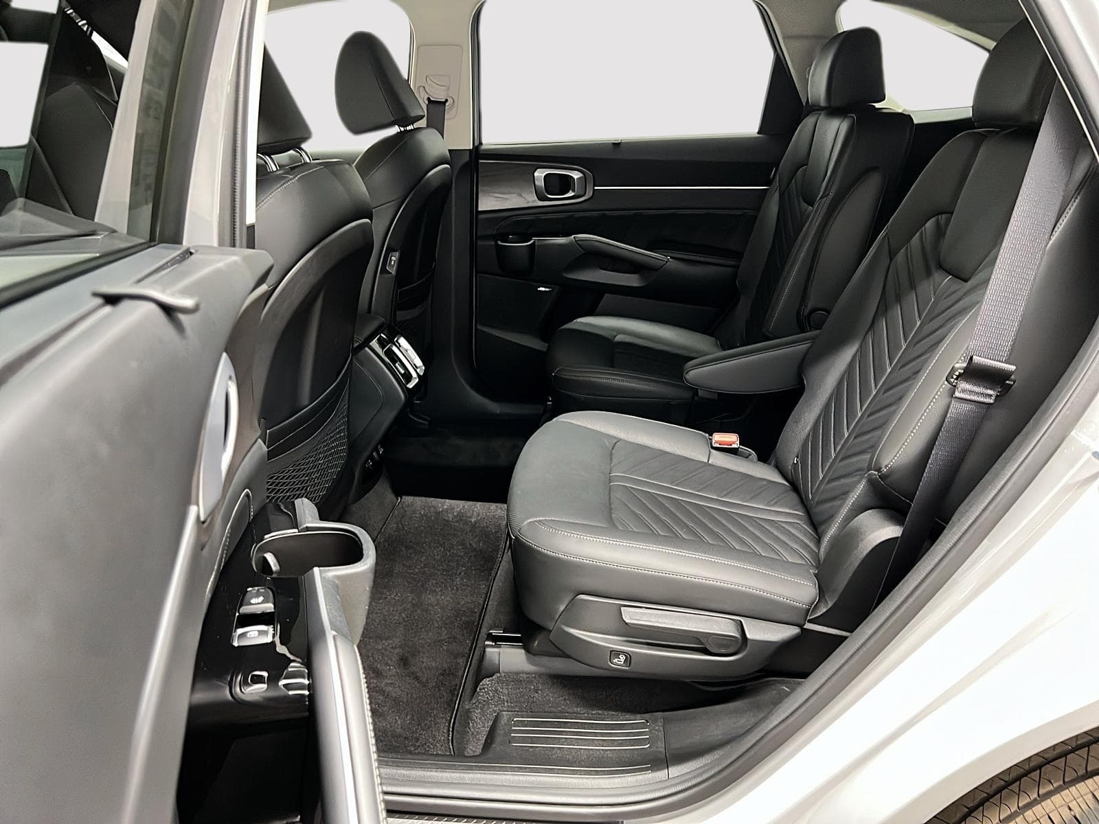 Kia Sorento 2025 — photo 9