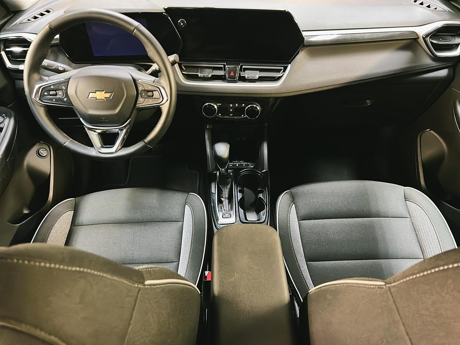 Chevrolet TrailBlazer 2025 — photo 10