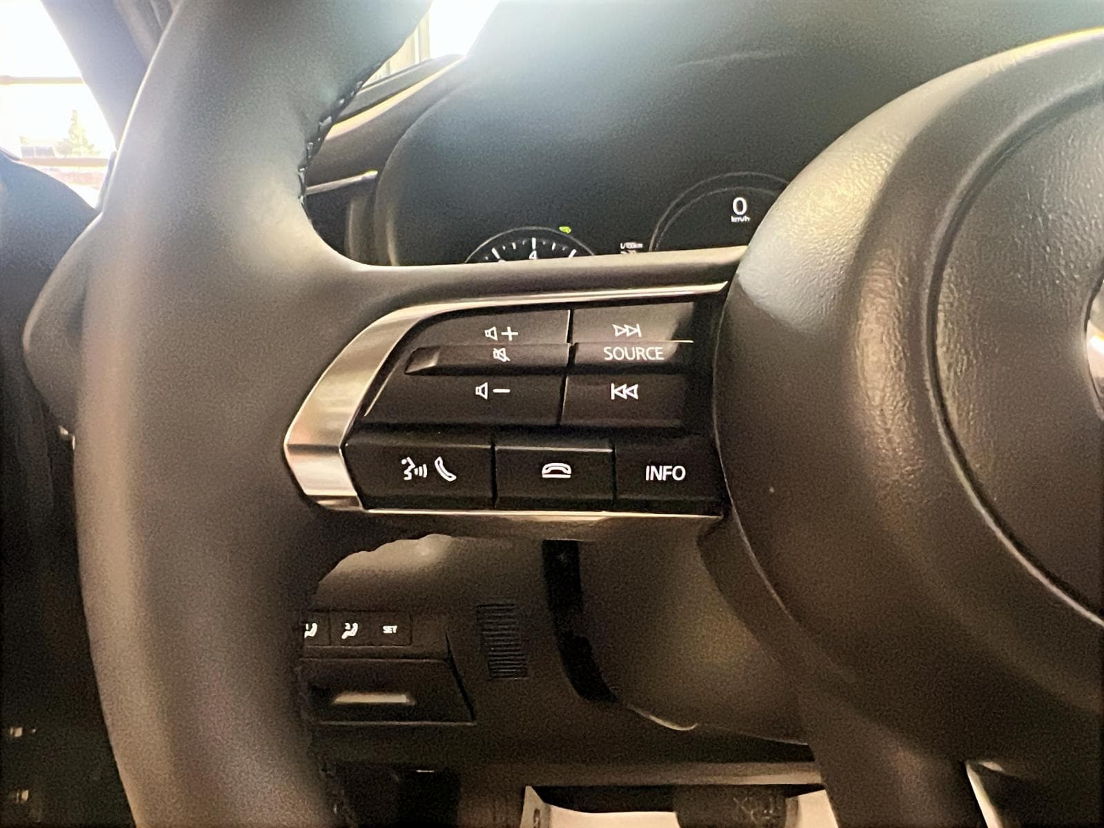 Mazda CX-30 2025 — photo 20