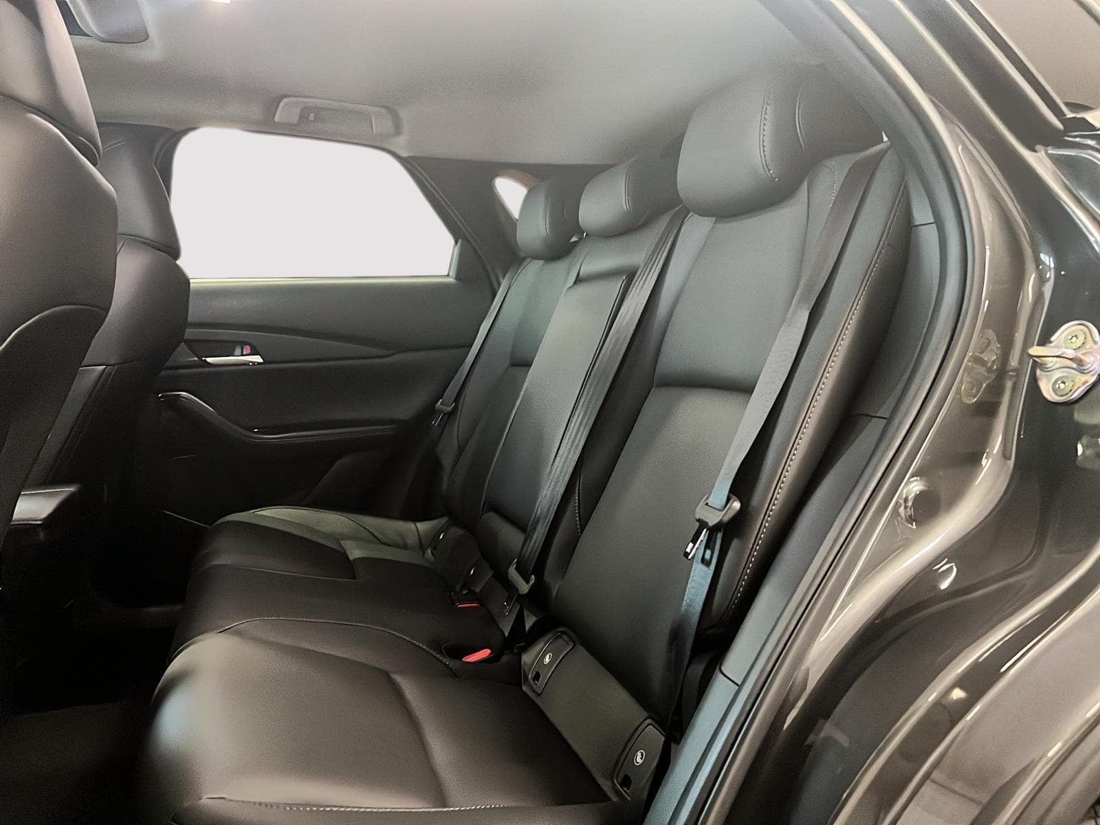 Mazda CX-30 2025 — photo 9