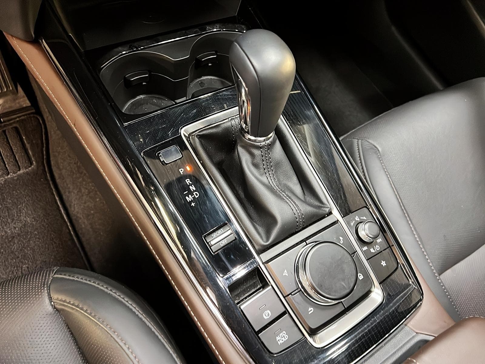 Mazda CX-30 2025 — photo 15
