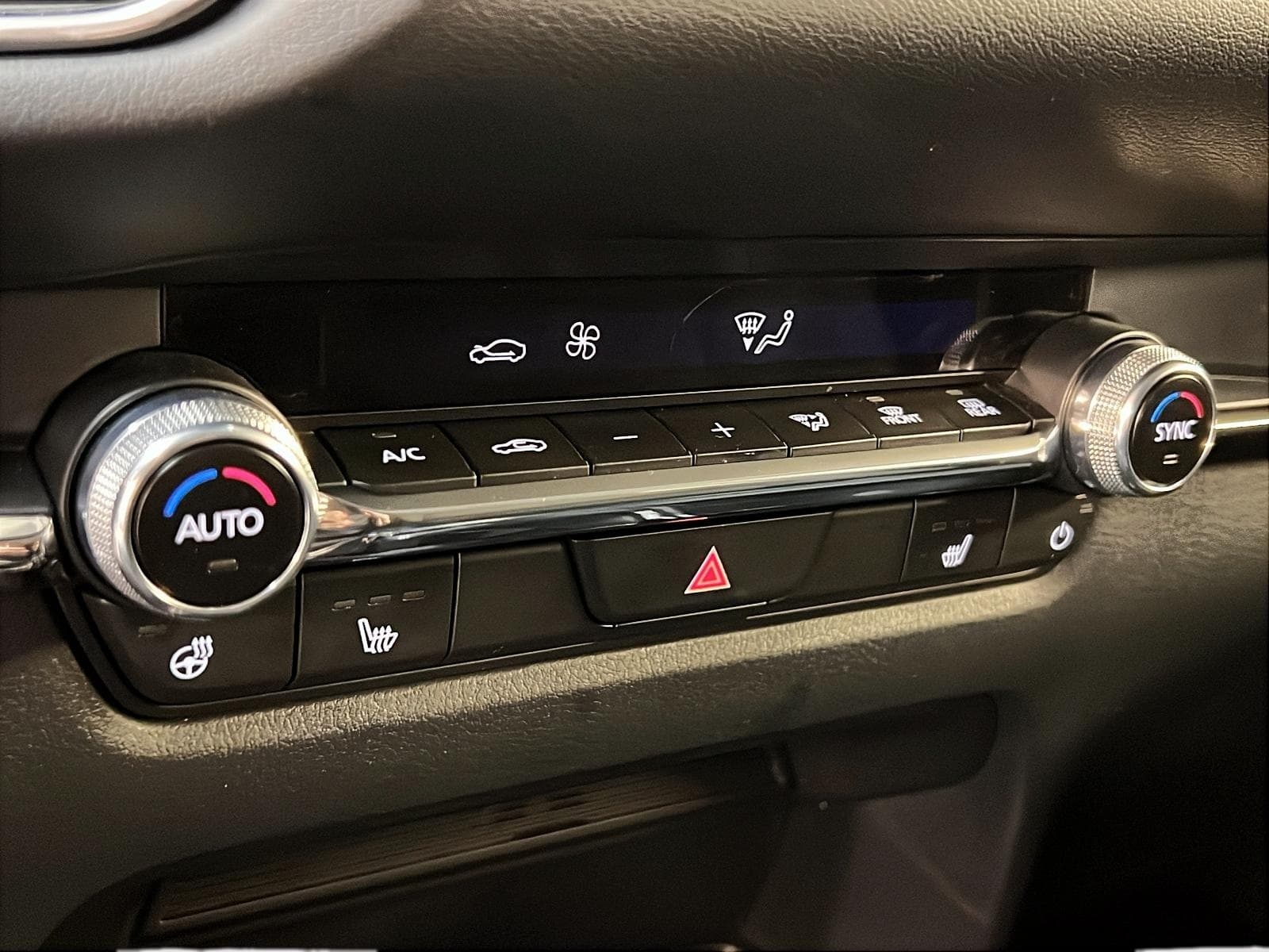 Mazda CX-30 2025 — photo 14