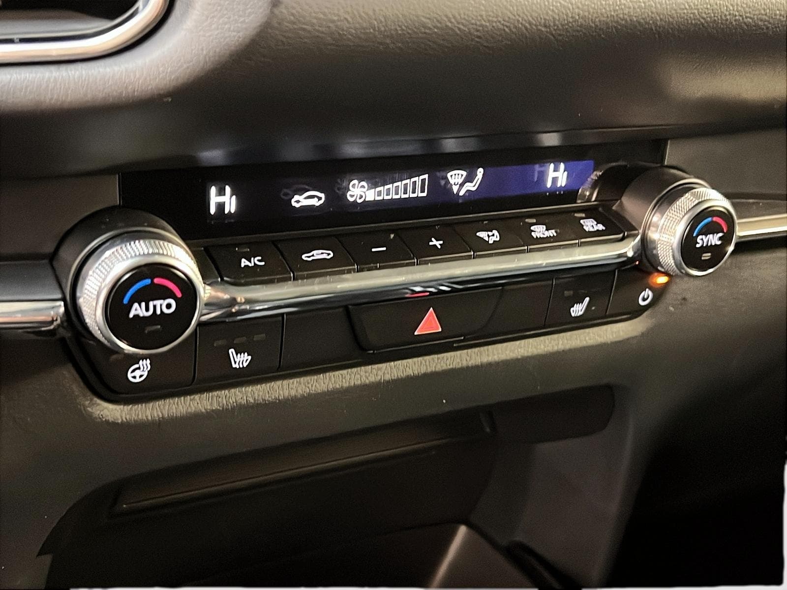 Mazda CX-30 2025 — photo 14