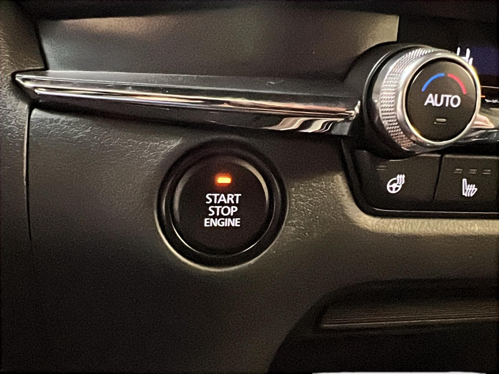 Mazda CX-30 2025 — photo 18