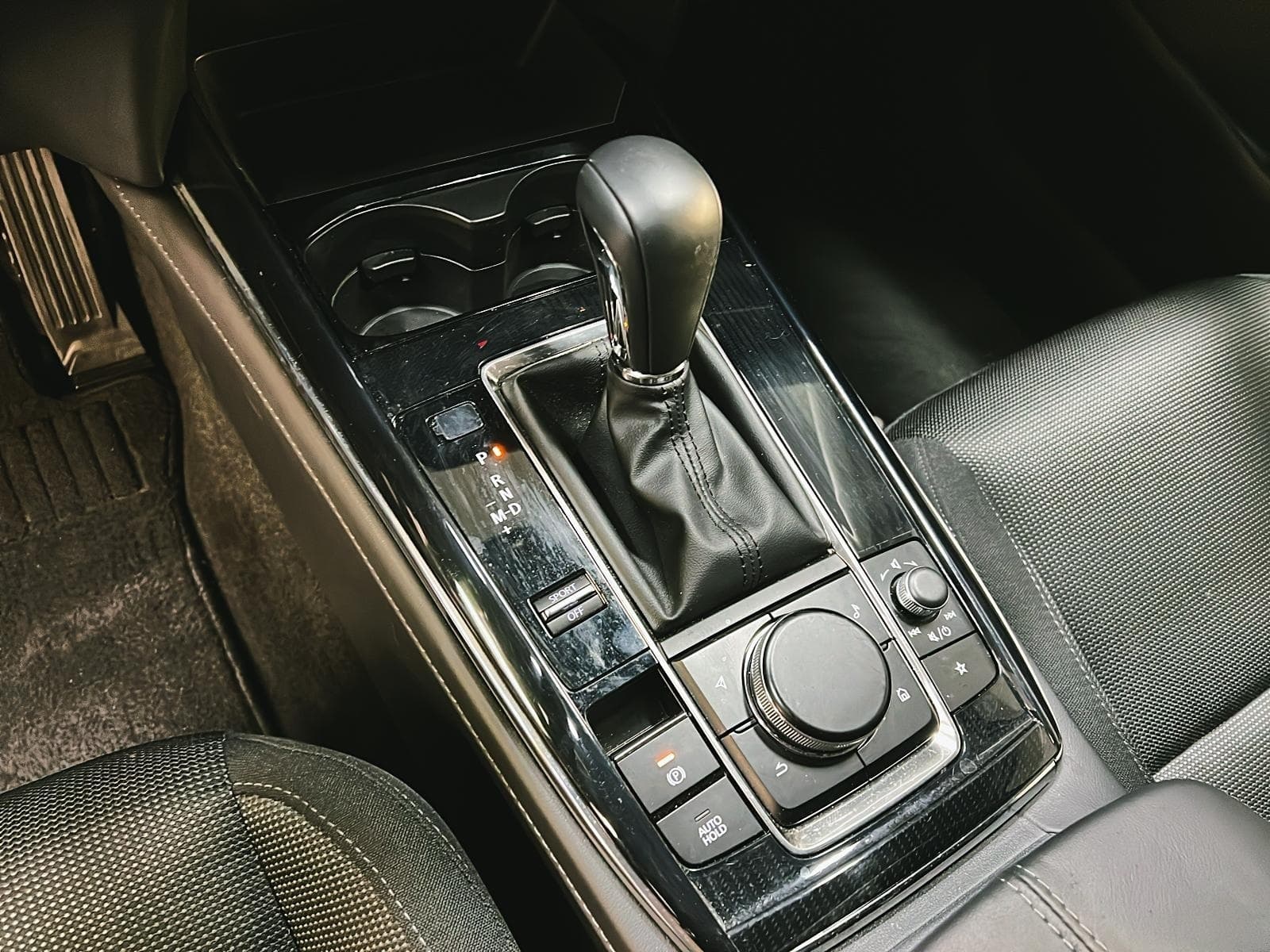 Mazda CX-30 2025 — photo 13